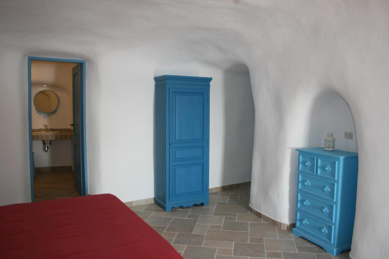 Maridea - Cave Suites Ponza Bagian luar foto