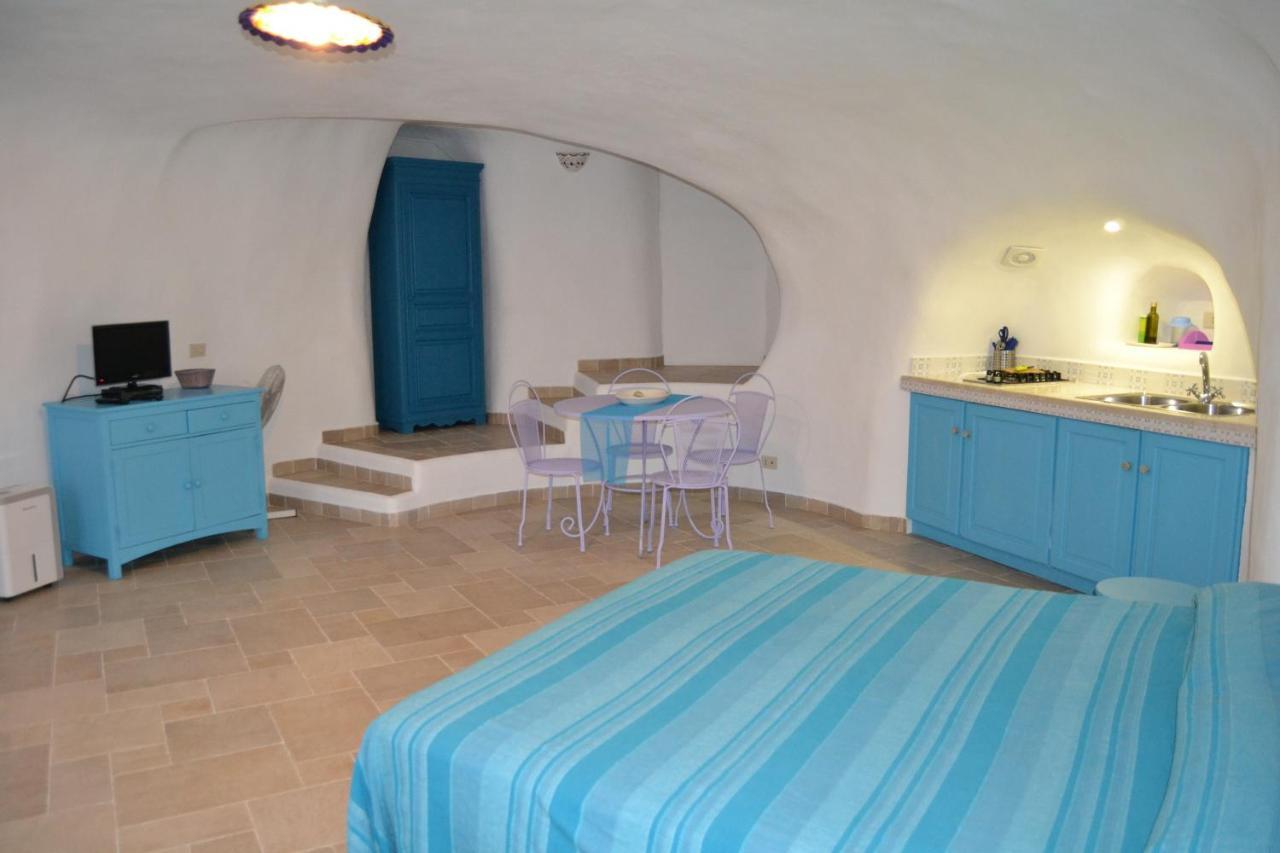 Maridea - Cave Suites Ponza Bagian luar foto