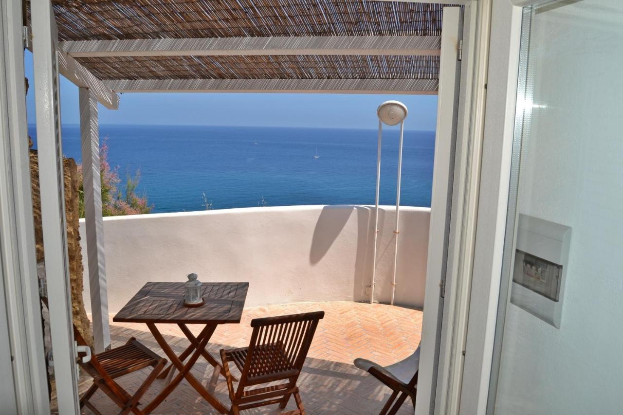 Maridea - Cave Suites Ponza Bagian luar foto