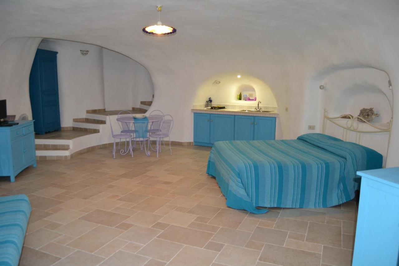 Maridea - Cave Suites Ponza Bagian luar foto