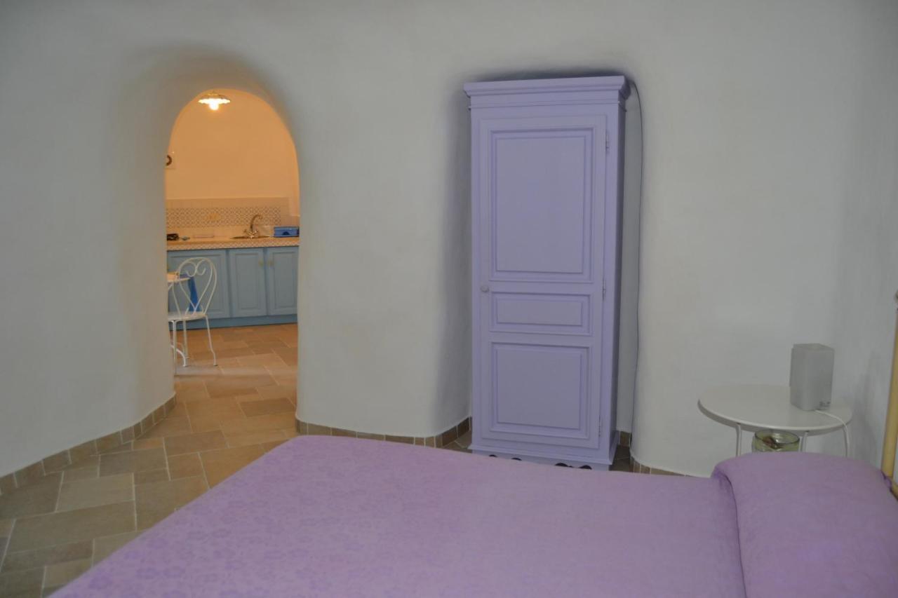 Maridea - Cave Suites Ponza Bagian luar foto